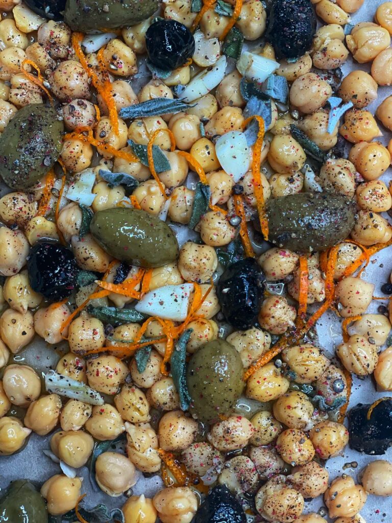 Mediterranean Roasted Chickpeas